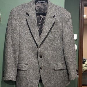 Brooks Brothers Gray Herringbone Hand woven 100% wool vintage sports Coat 43S